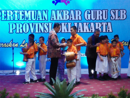 Gubernur Hadiri Pertemuan Akbar Guru SLB se DKI Jakarta