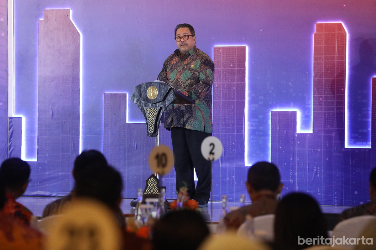 Rano Karno memaparkankan Potensi Industri Sinema di Policy Discussion JEF 2025