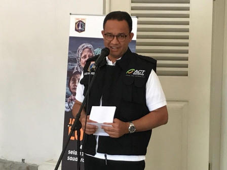 Anies Bersama ACT Lepas 20 Truk Bantuan Untuk Lombok