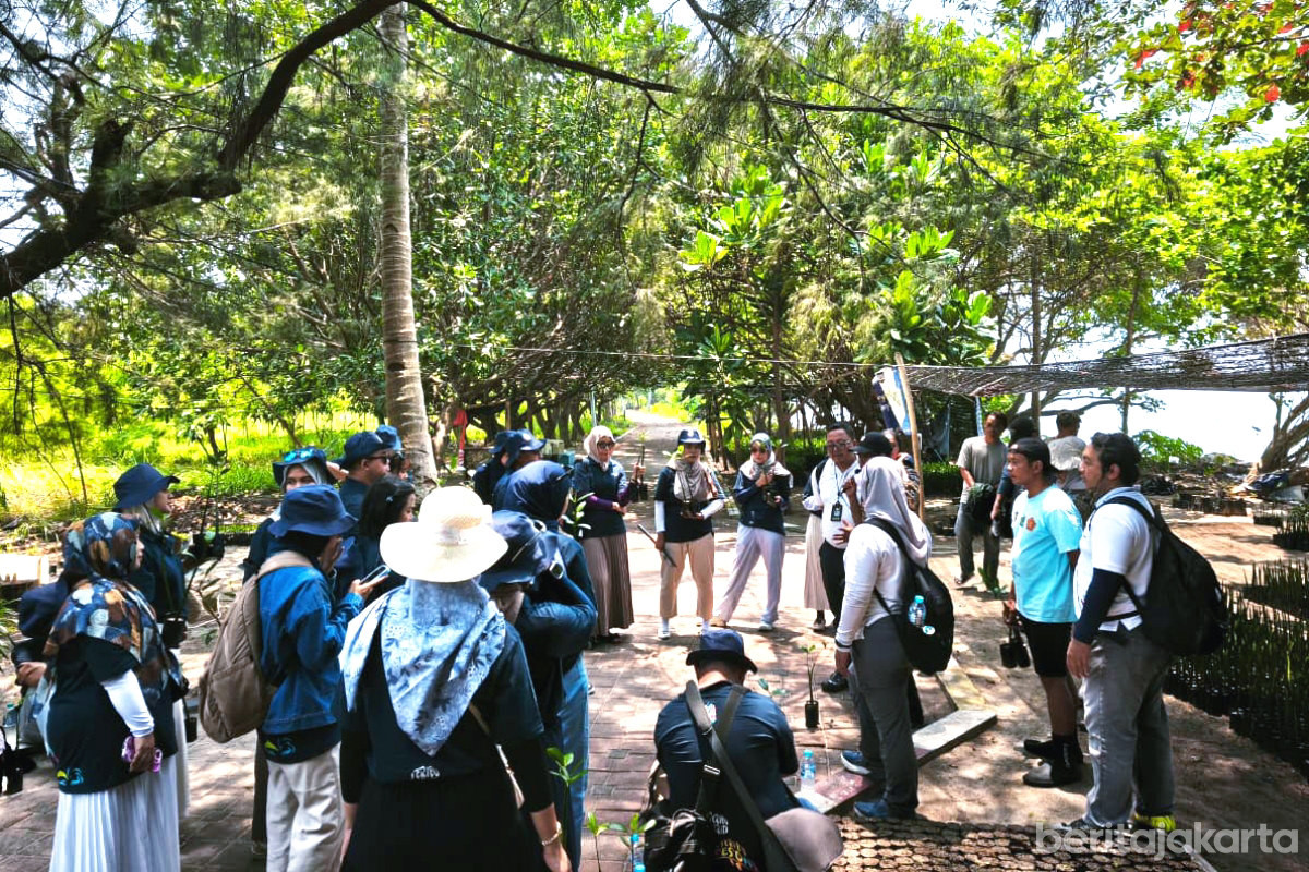 Sudin Parekraf Kepulauan Seribu mengadakan kegiatan pengenalan destinasi wisata Famtrip 2025