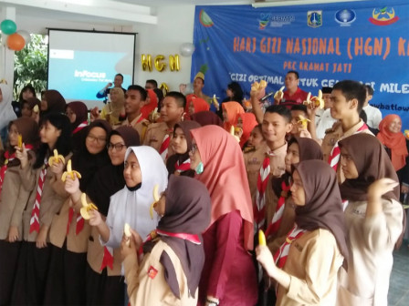 Ratusan Pelajar Meriahkan Hari Gizi Nasional di RPTRA Mustika Jati