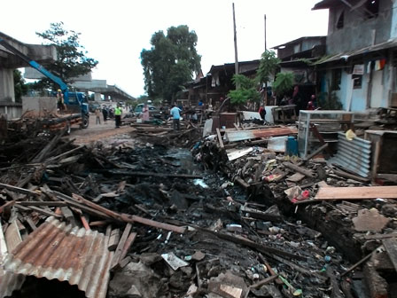  Bangli di Jl Inspeksi Kalimalang Kembali Dibongkar