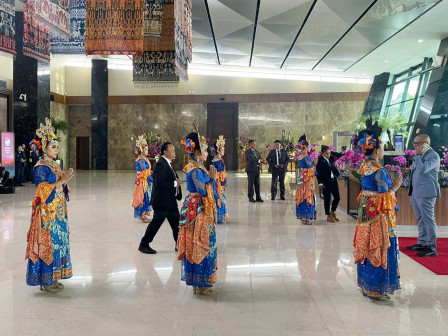 Tarian Betawi dan Abang None Sambut Kedatangan Delegasi KTT Asean di Bandara 