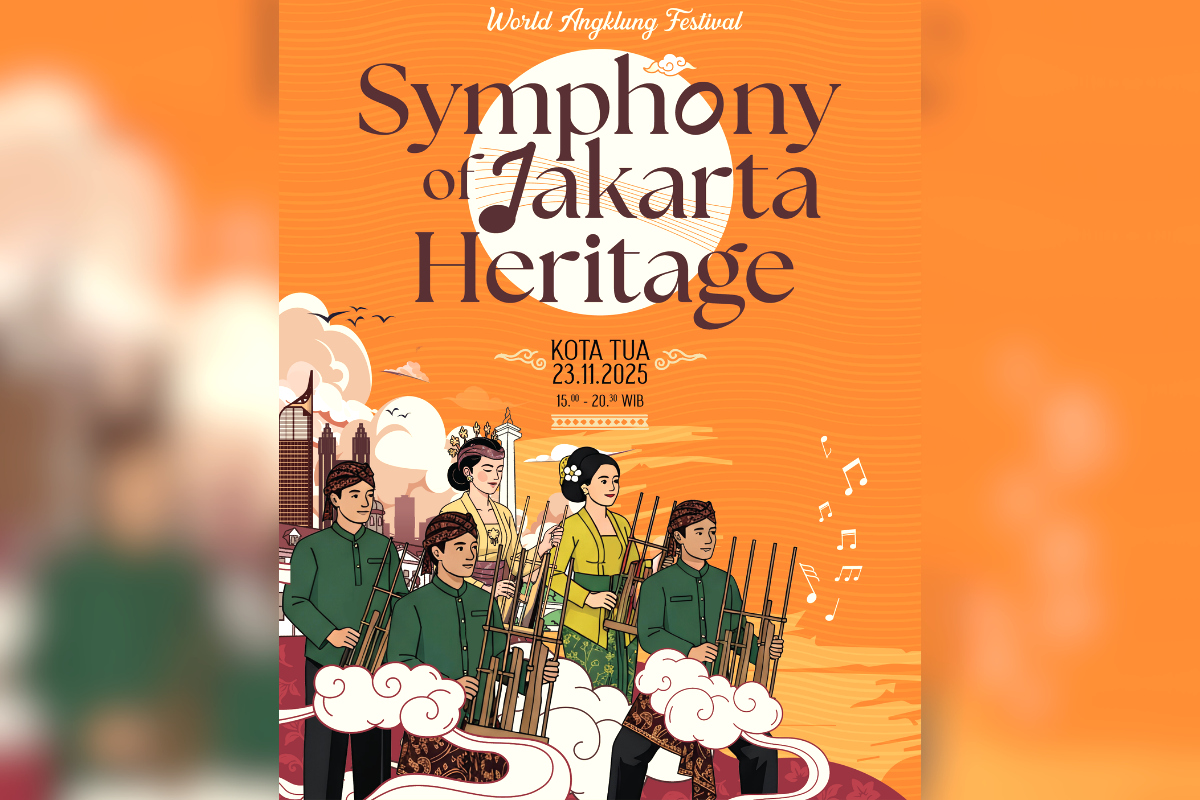 Banner informasi World Angklung Festival 2025 di Kota Tua