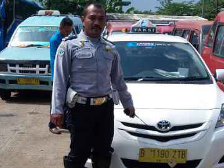 Bikin Macet, Operator Taksi Bakal Ditegur