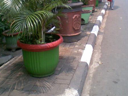 Pot Kembang akan Diletakan di Jalan Manggarai Selatan 