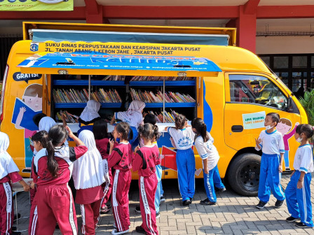 Sudin Pusip Jakpus Aktifkan Layanan Perpustakaan Keliling di Sekolah 