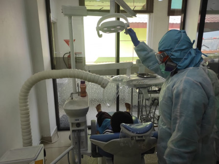 Poli Gigi di Puskesmas Kelurahan KDW Dilengkapi Ruang Bertekenan Udara Negatif