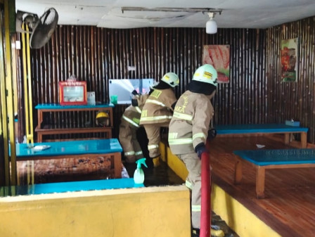 Kebakaran Rumah makan di Kebagusan Berhasil Dipadamkan