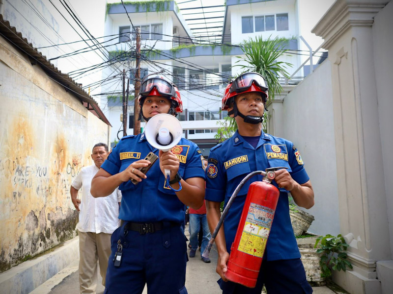 Tim Gabungan Pemkot Jakpus Gelar Monitoring APAR di Petojo Selatan 