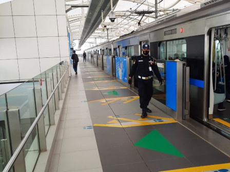 80 Personil Sudin Dishub Jaksel Dikerahkan Awasi Pengunaan 3M di Stasiun