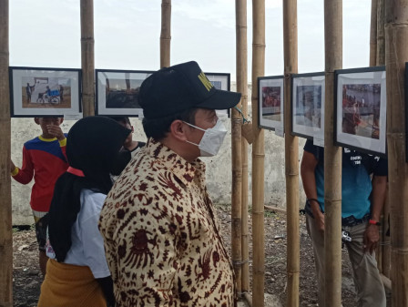 Seko Jakut Membuka Pameran Foto Jurnalis Cilik di Kampung Nelayan Cilincing 2