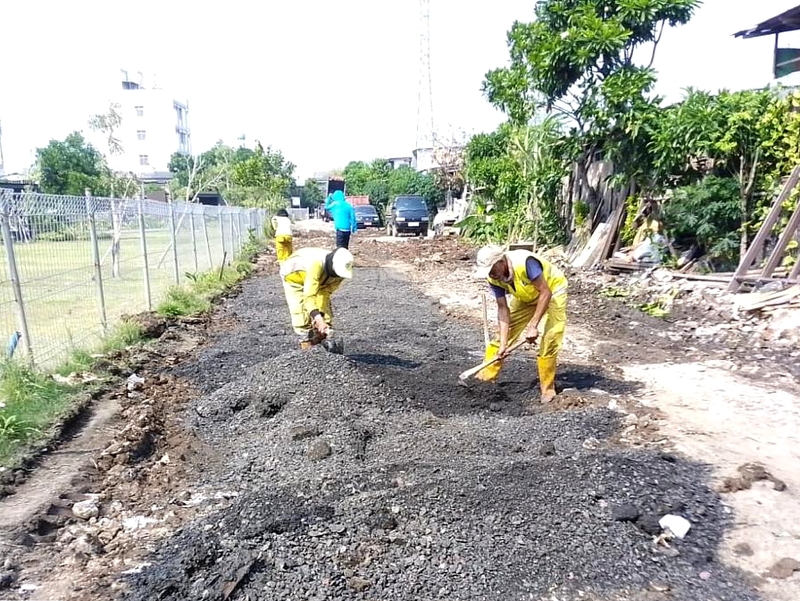Jalan Rusak dan Berdebu di Semper Barat Diperbaiki