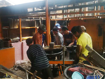  Lapak Penggiling Daging Bakso di Lokbin Pasar Minggu Ditertibkan