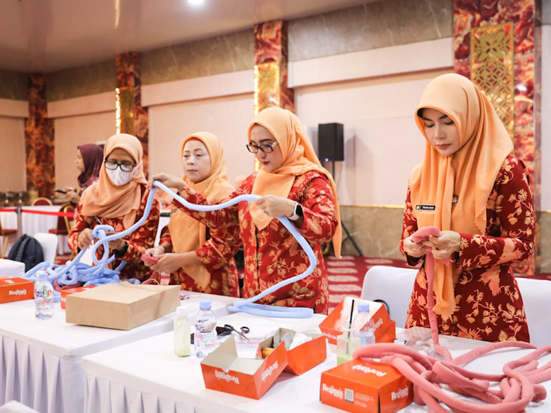 DWP DKI Adakan Pelatihan Membuat Kerajinan Tangan