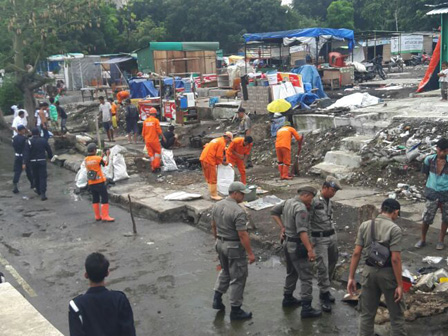 Lapak Cucian Mobil di Kemayoran Dibongkar