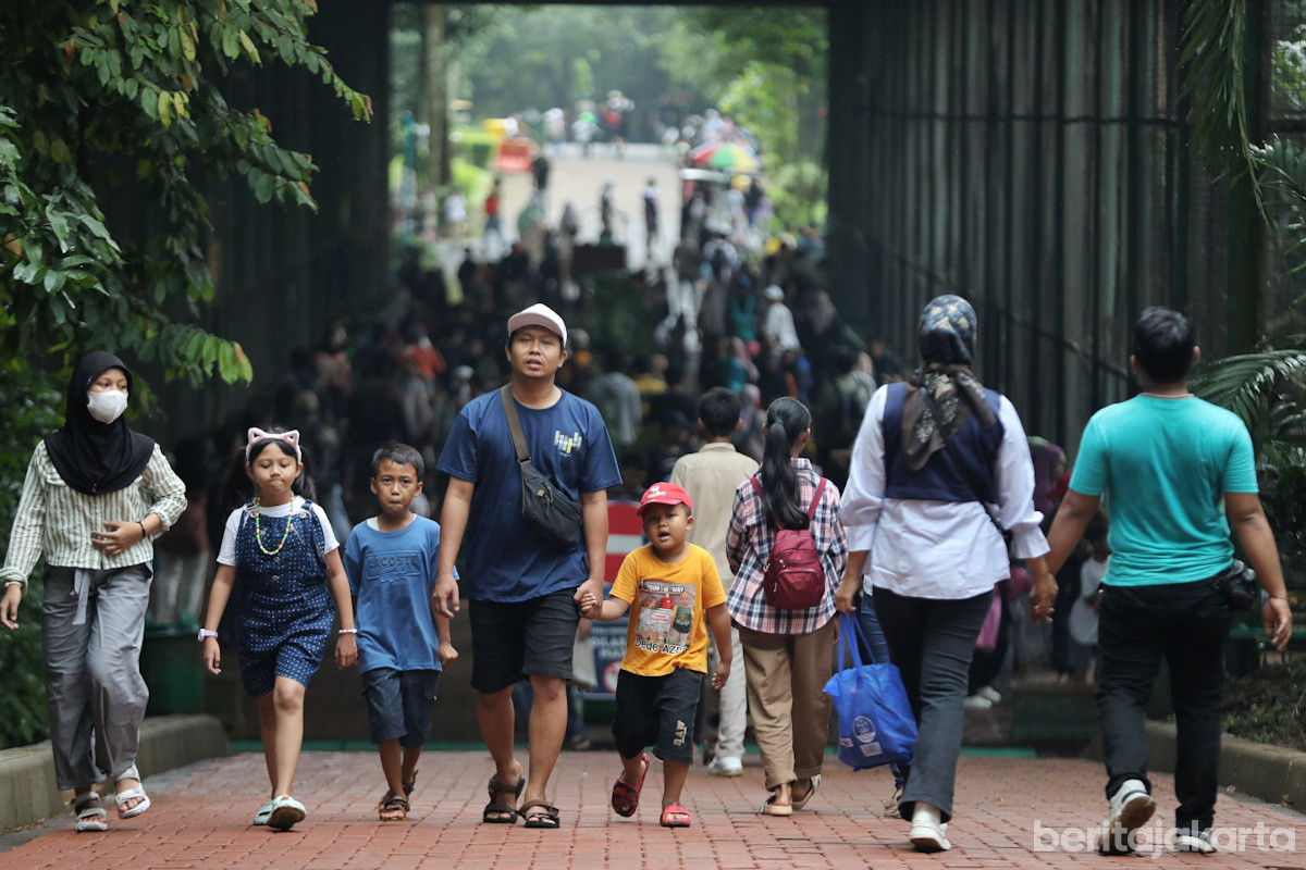 TMR ramai pengunjung saat libur Isra Miraj
