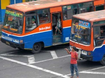 November, Izin Metromini Diatas 10 Tahun Habis