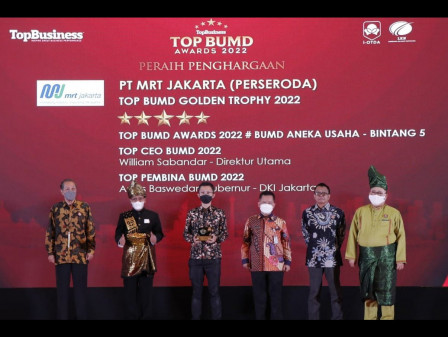 MRT Jakarta Raih Empat Penghargaan TOP BUMD Awards 2022 edit
