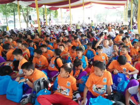        1.600 Pelajar Dikampanyekan Gerakan Gemarikan di Agro Wisata Cilangkap