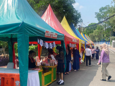 Bazar Di Kecamatan Gambir Ramai Dikunjungi 