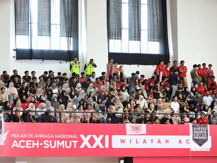  Gemuruh Suporter Warnai Final Basket Putri PON Aceh-Sumut