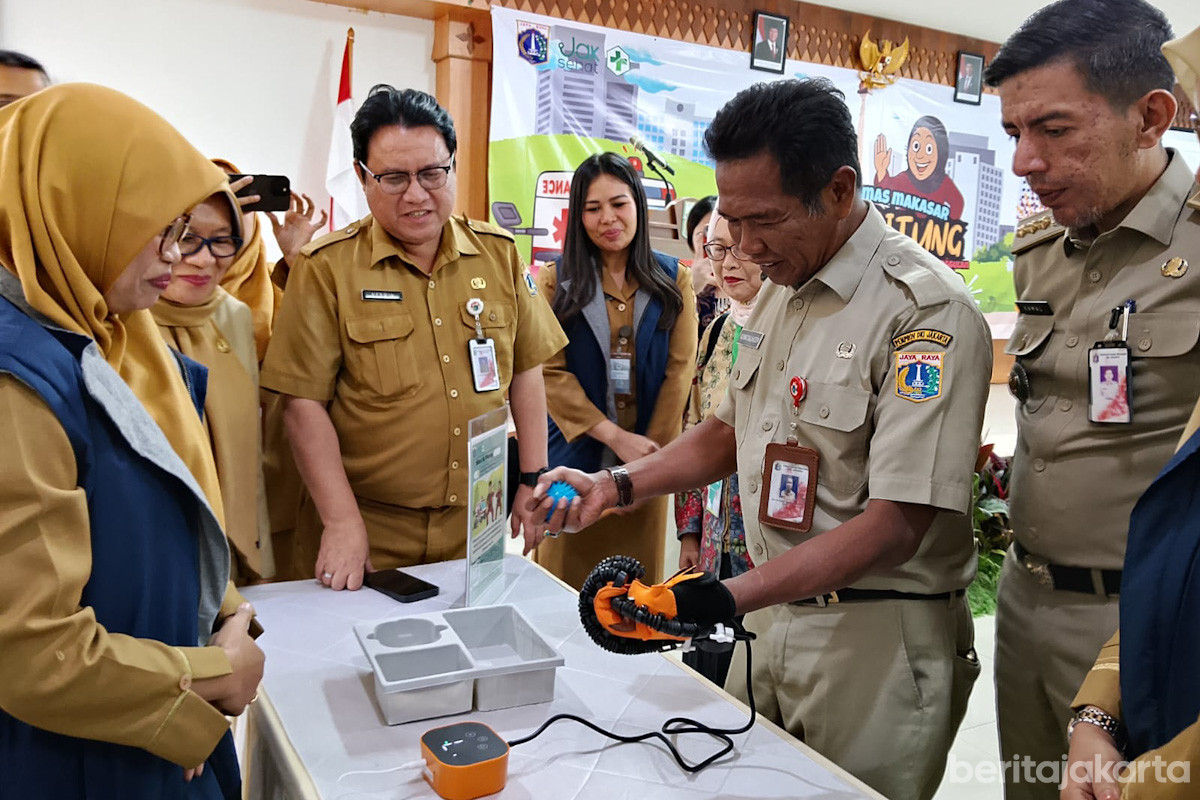 Launching inovasib Silat Si Pitung di Puskesmas Kecamatan Makasar
