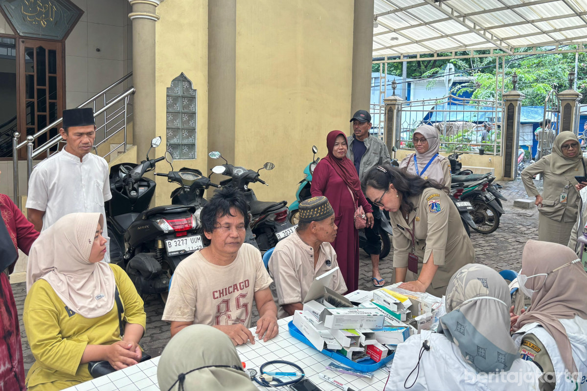 Pemkot Jakut Terima Bantuan 1.000 APD Tenaga Medis 