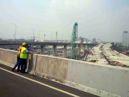 Akses Tol Priok Berfungsi Akhir Tahun 2015