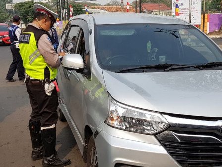  Hari Pertama Ganjil Genap, 65 Kendaraan Ditilang