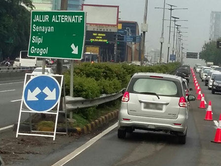 Ruas Tol Cawang - Semanggi Diberlakukan contra Flow