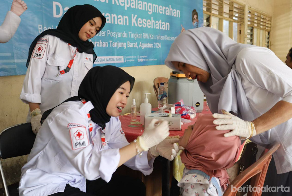 Layanan Kesehatan Luar Ruangan PMI Jaksel