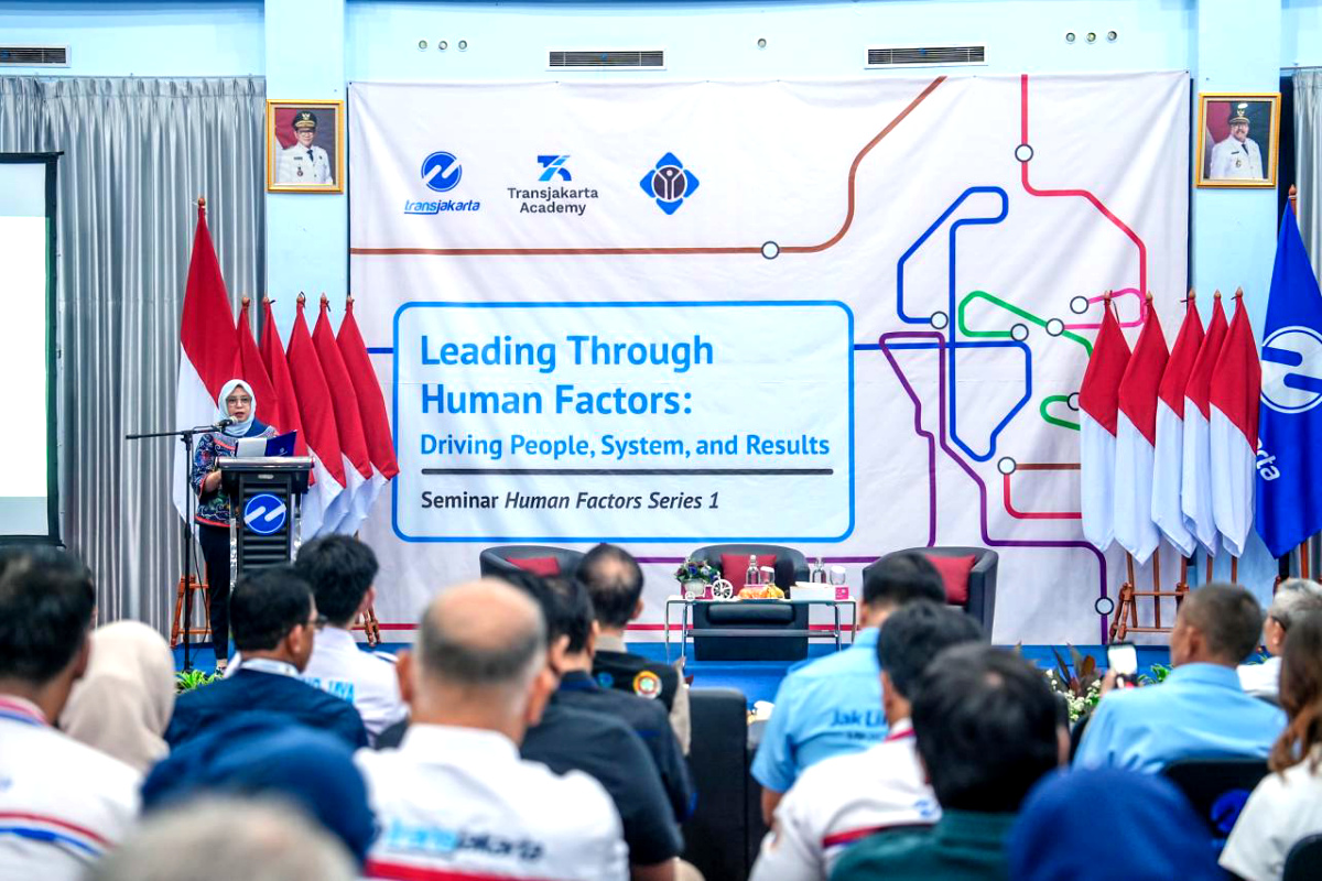Transjakarta Academy menggelar seminar Human Factors series 1di Kantor Pusat PT Transportasi Jakarta
