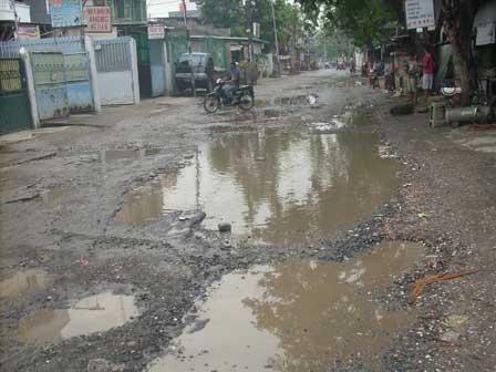 Jalan Rusak Masih Bertebaran di Jaktim