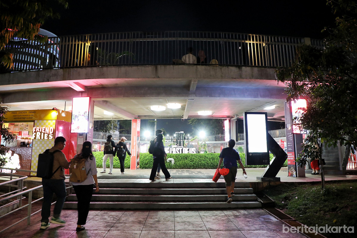 Taman Literasi Martha Christina Tiahahu, Blok M, Jakarta Selatan