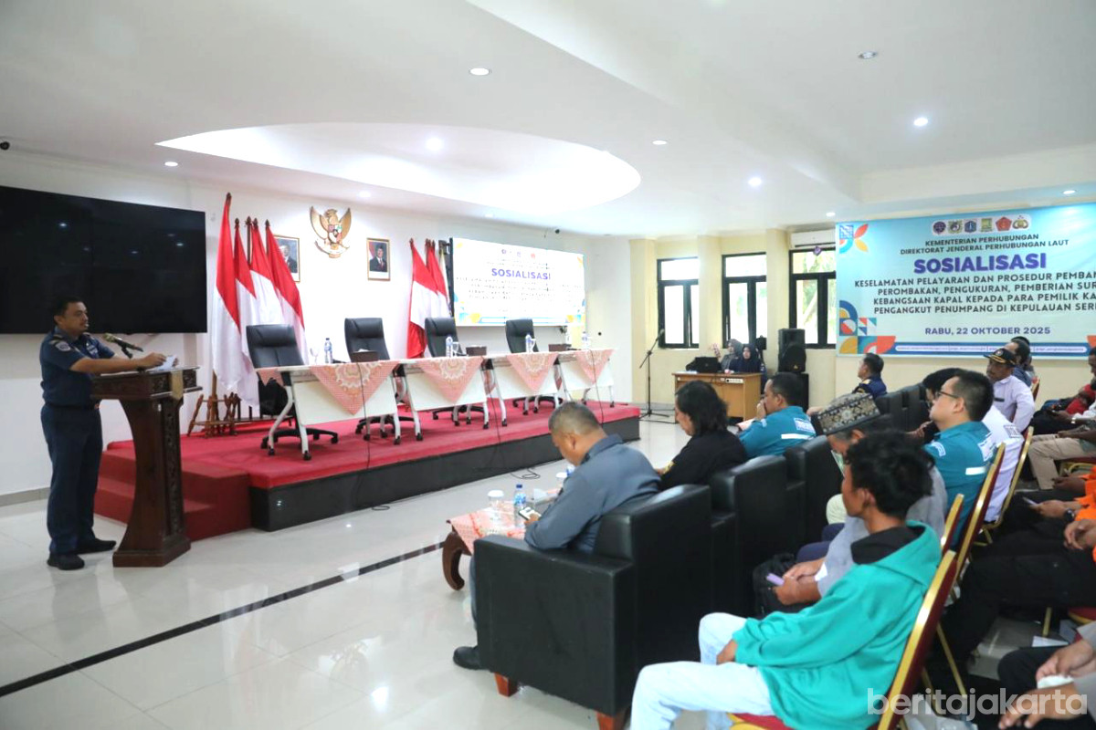 Nelayan Kepulauan Seribu mengikuti Sosialisasi Keselamatan dan Legalitas Kapal