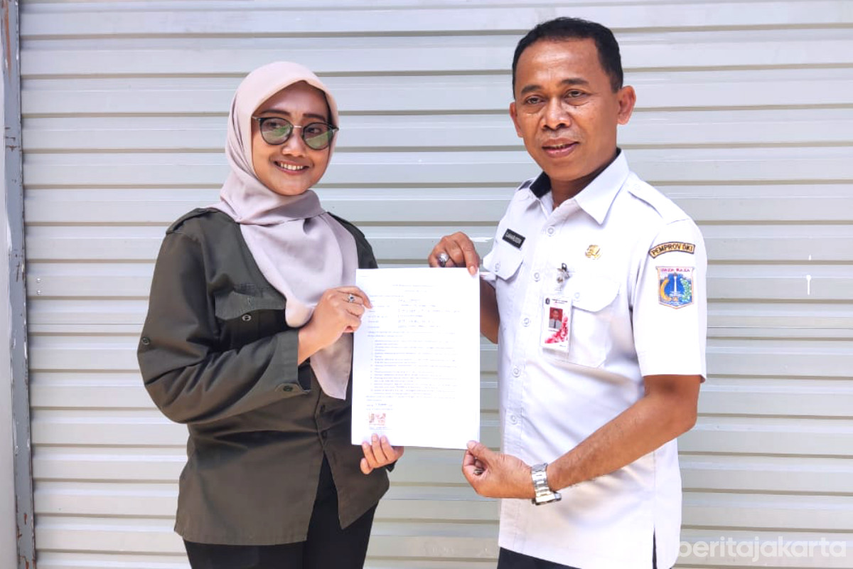 Salah satu pedagang yang lolos kurasi berjualan di Sentra Fauna dan Kuliner Lenteng Agung