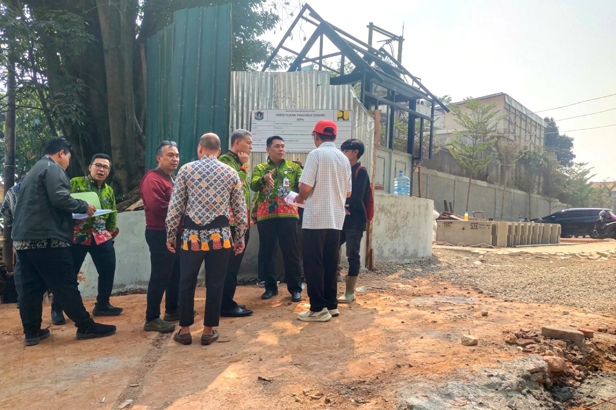 Pemilik bangunan ubah saluran ist