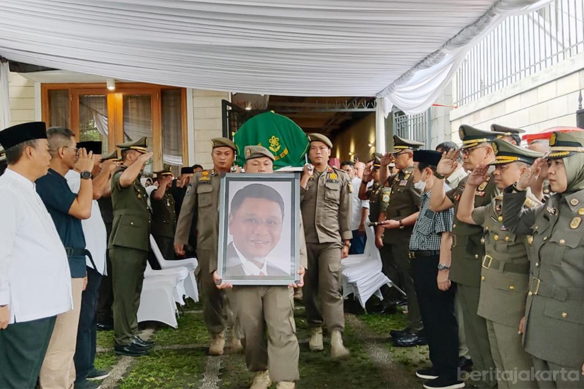 Pelepasan jenazah Harianto Badjoeri tiyo