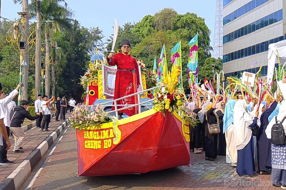 Kendaraan hias pawai taaruf mtq nur