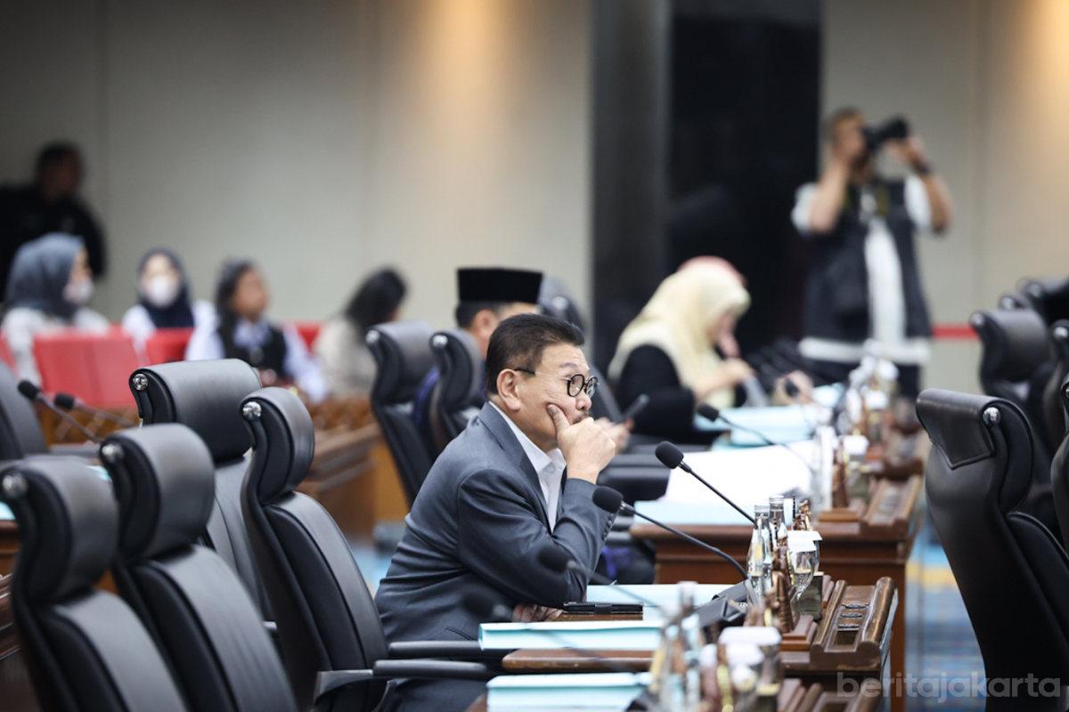 Fraksi DPRD Beri Catatan Raperda Pengendalian Penduduk dan Rusun