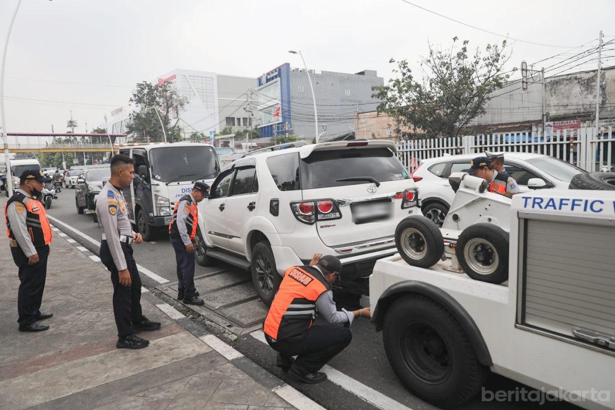 Razia Parkir Jl Matraman Raya