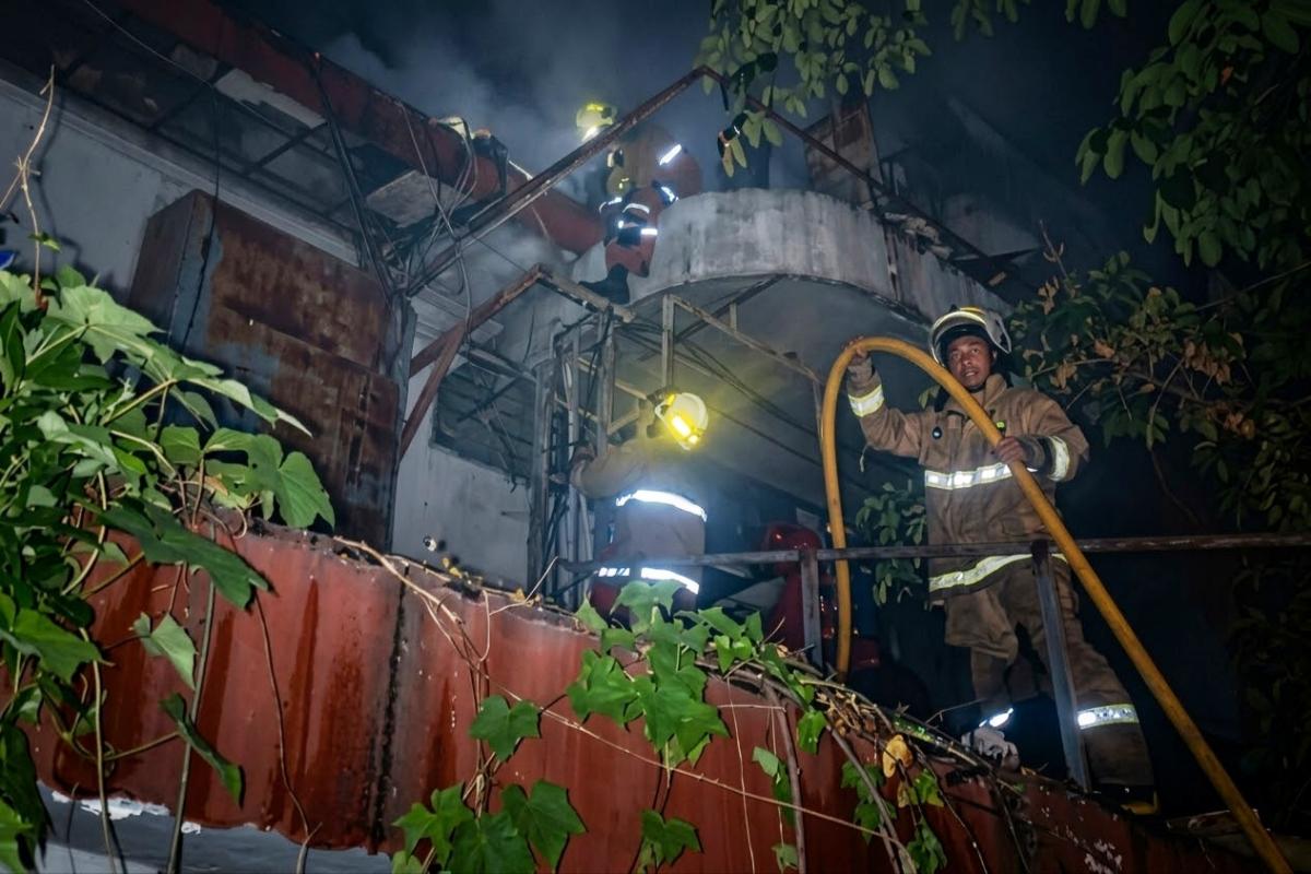 Kebakaran gedung eks mnc tv ist