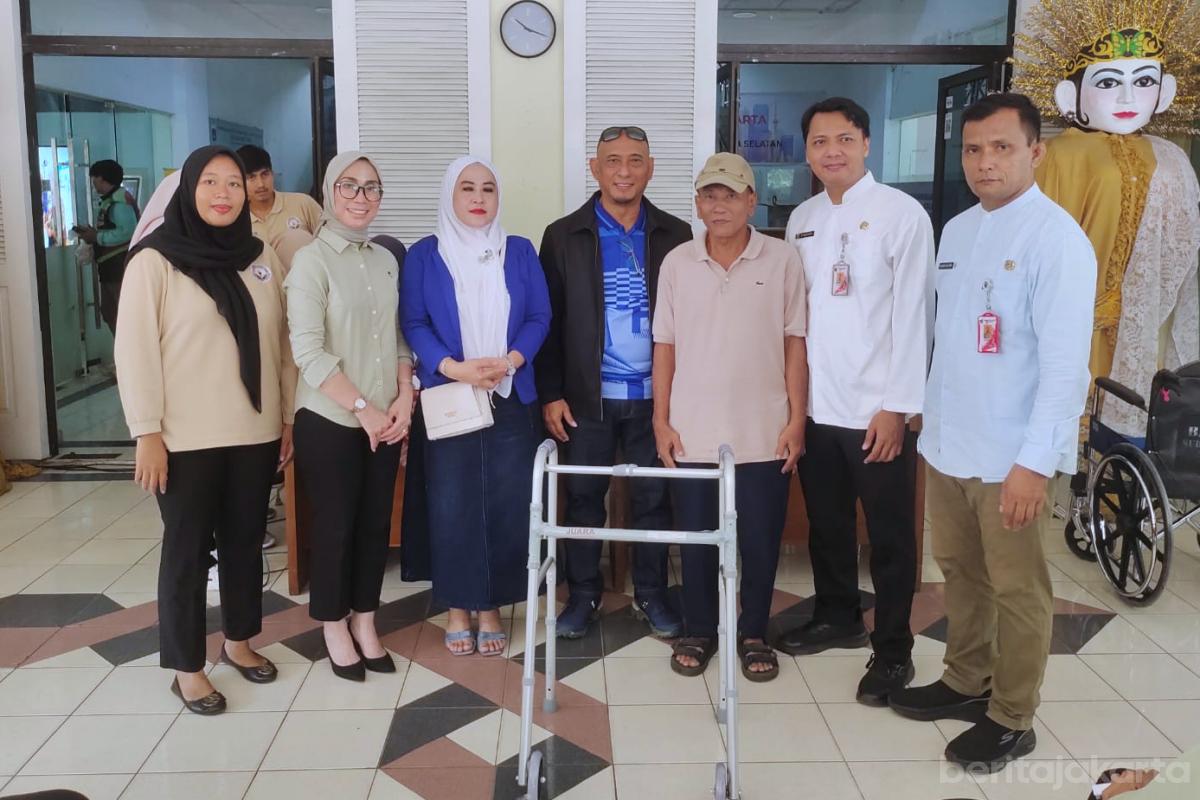 Distribusi bantuan alat tiyo