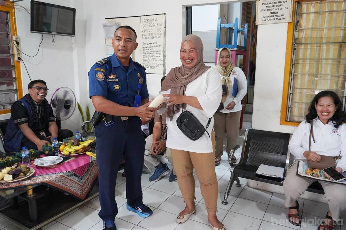 Sosialisasi Cegah Kebakaran manggarai tiyo