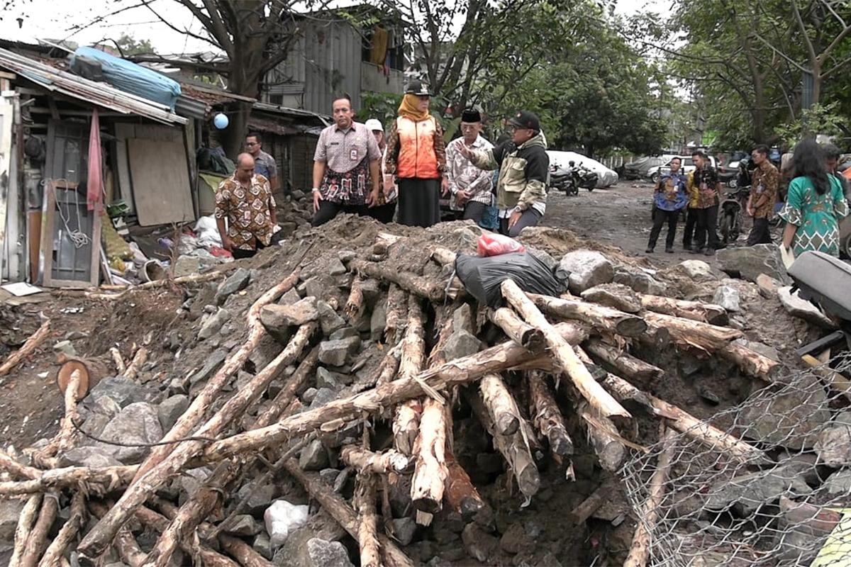 Iin mutamainah turap longsor tiyo ist2