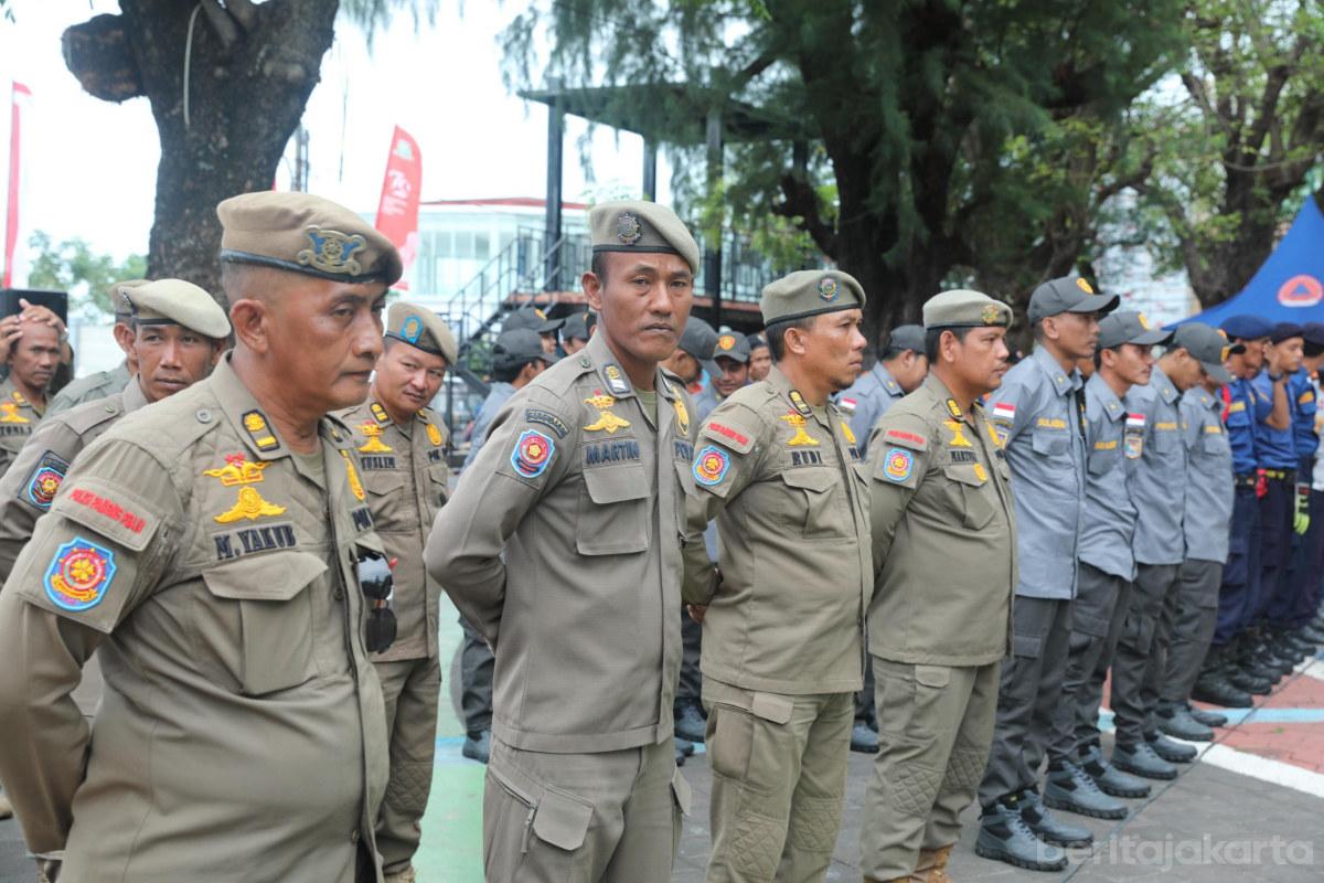 Ratusan Personel Satpol PP Disiagakan Amankan Libur Lebaran di Kepulauan Seribu