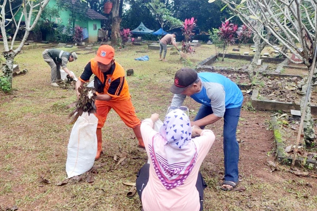 Makam wakaf pondok labu tiyo