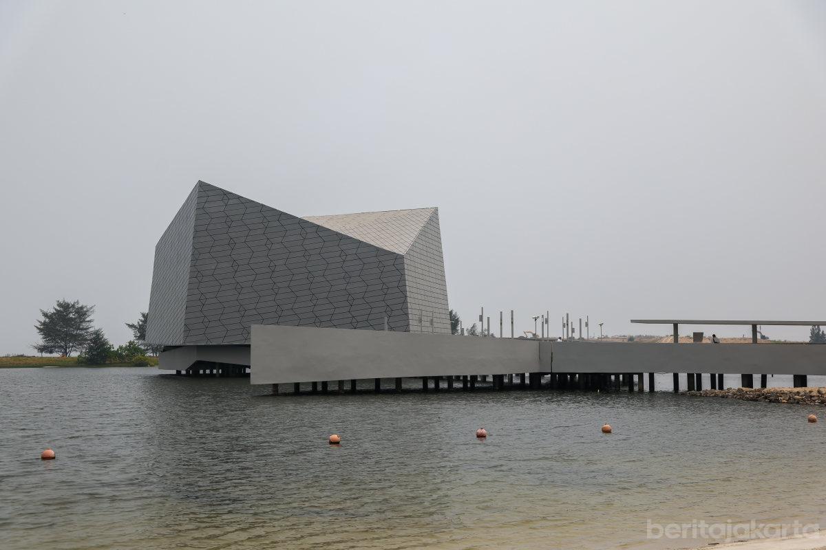 Pramono Resmikan Masjid Apung An Nur di Ancol