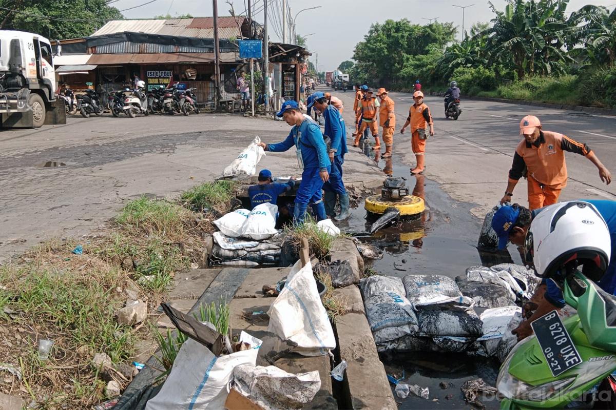 Crossing saluran jalan raya cacing nur